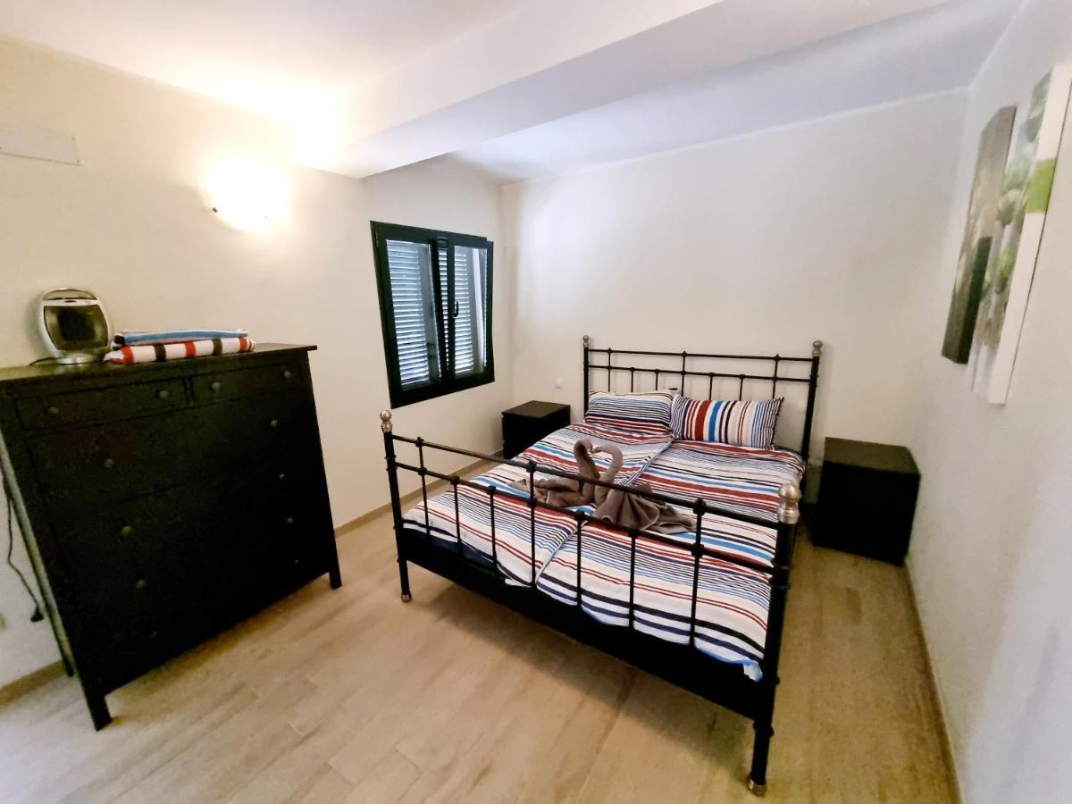 Casa Aguamarin Playa Roca Apartment Коста Тегисе Екстериор снимка